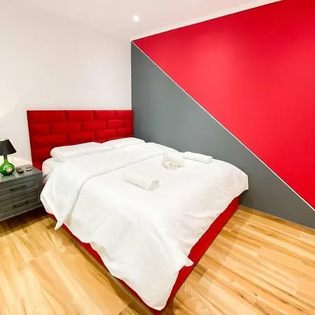 Matisse No14 - Center アパート ティラナ