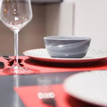 Matisse No14 - Center アパート ティラナ